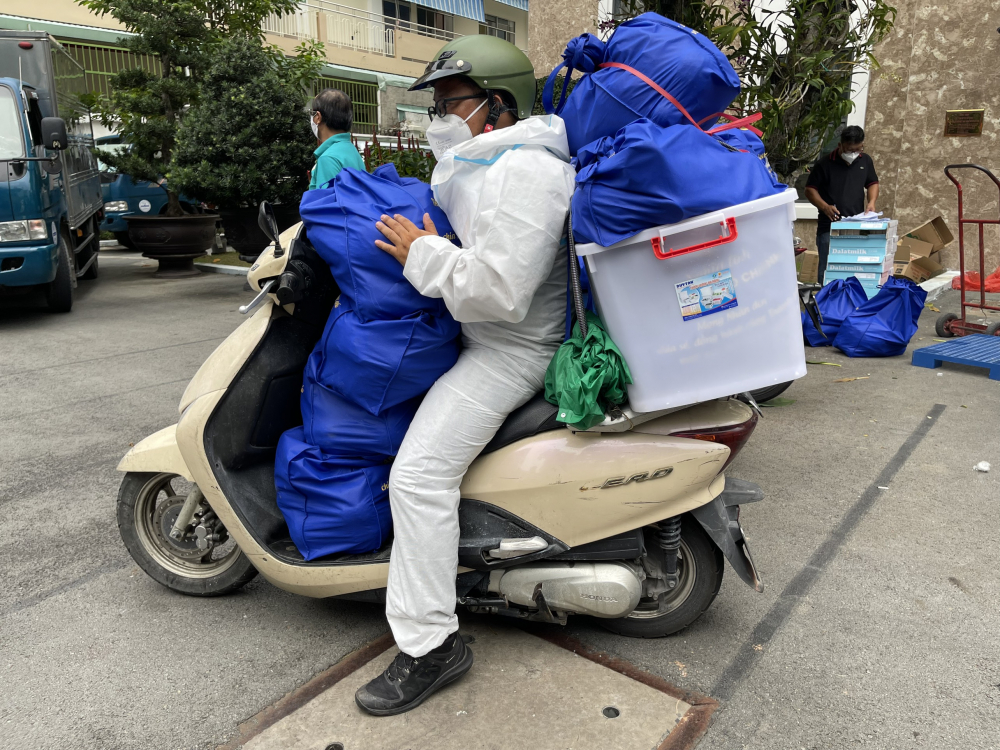 Lực lượng phản ứng nhanh n&agrave;y tiếp ứng những trường hợp cần được hỗ trợ khẩn cấp qua phản &aacute;nh từ c&aacute;c đường d&acirc;y n&oacute;ng