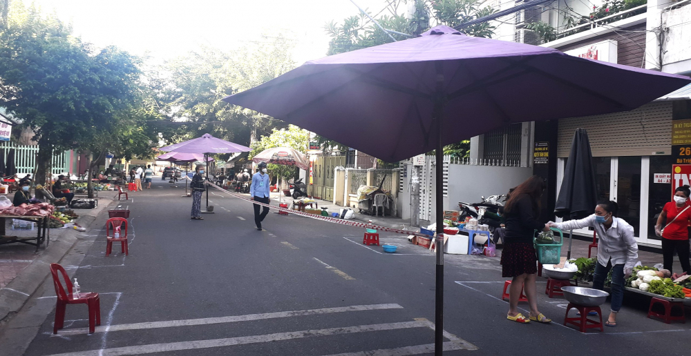 Kh&ocirc;ng gian tại chợ ra phố của phường Phương S&agrave;i