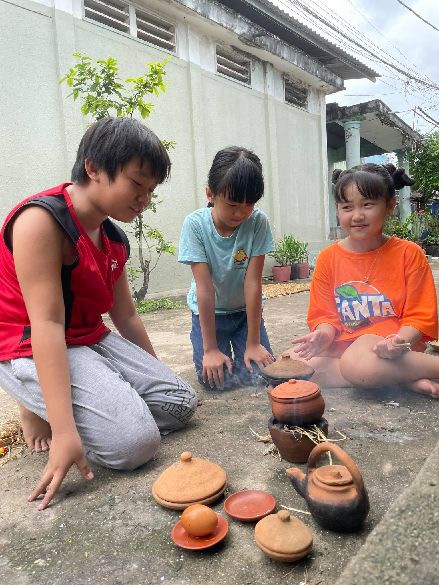 Vậy l&agrave; anh em m&igrave;nh sắp c&oacute; bữa ăn ngon l&agrave;nh...
