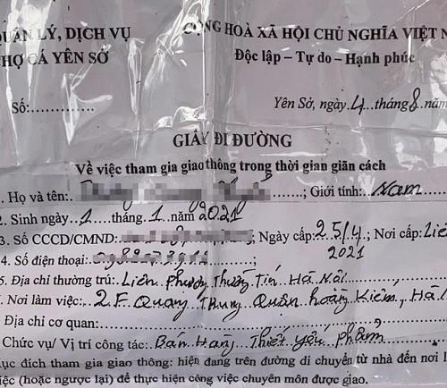Giấy đi đường kh&ocirc;ng đ&uacute;ng quy định cho BQL chợ c&aacute; Y&ecirc;n Sở cấp.