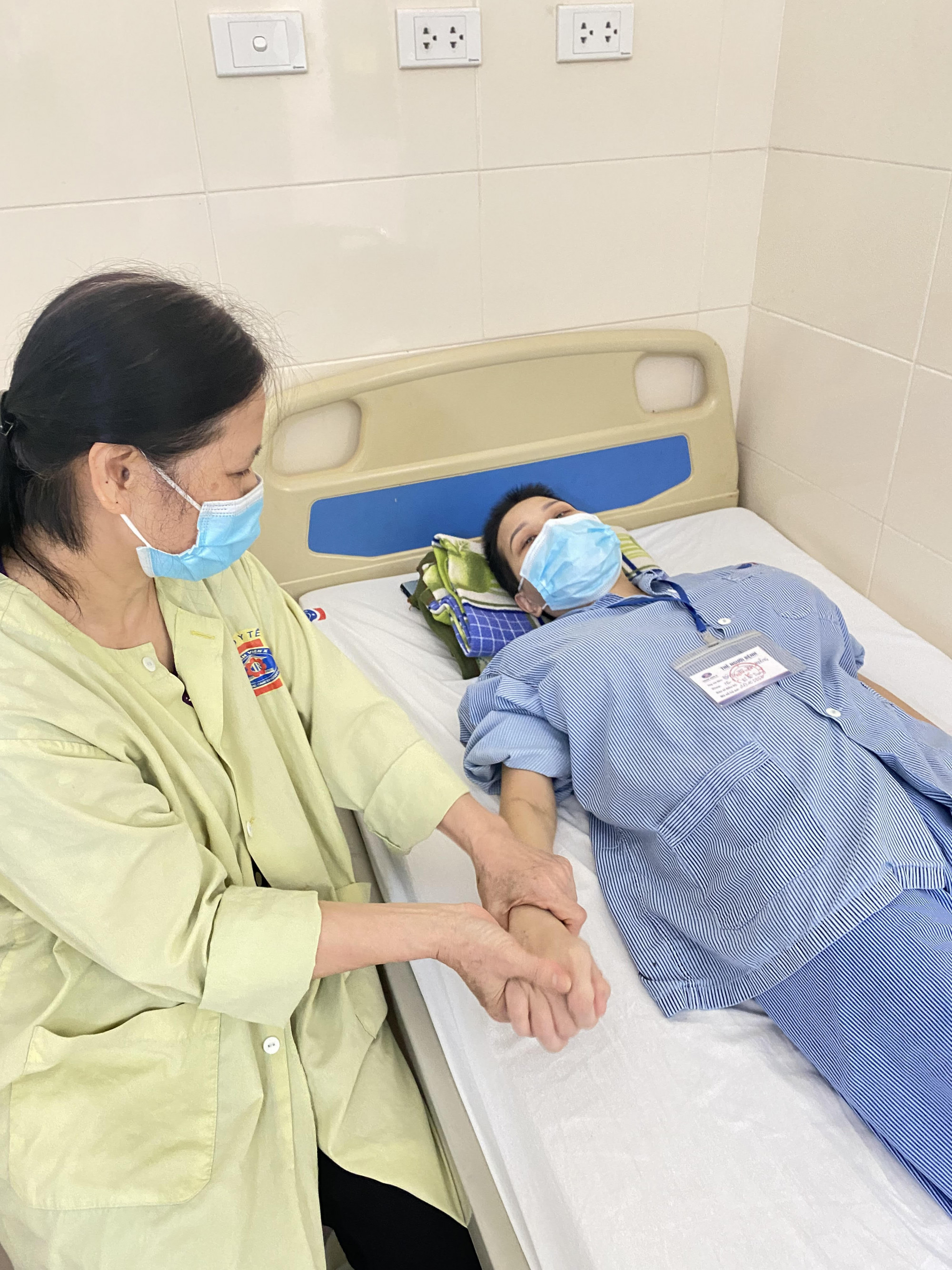 Lựa chọn giữ lại thai nhi, chị P. vượt qua một cuộc chiến sinh tử khốc liệt
