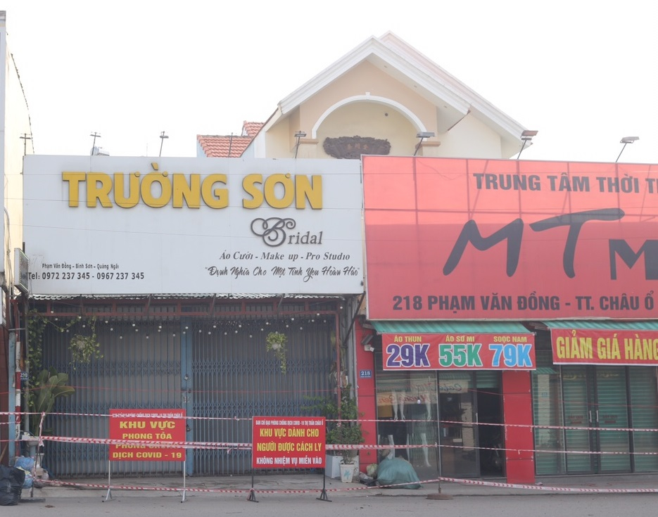 Tiệm &aacute;o cưới - nơi ph&aacute;t hiện ca bệnh mắc COVID - 19 tại cộng đồng