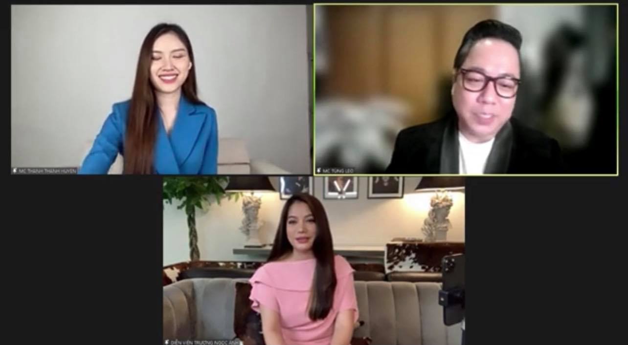 Buổi đấu gi&aacute; diễn ra trực tuyến v&agrave;o tối 28/8