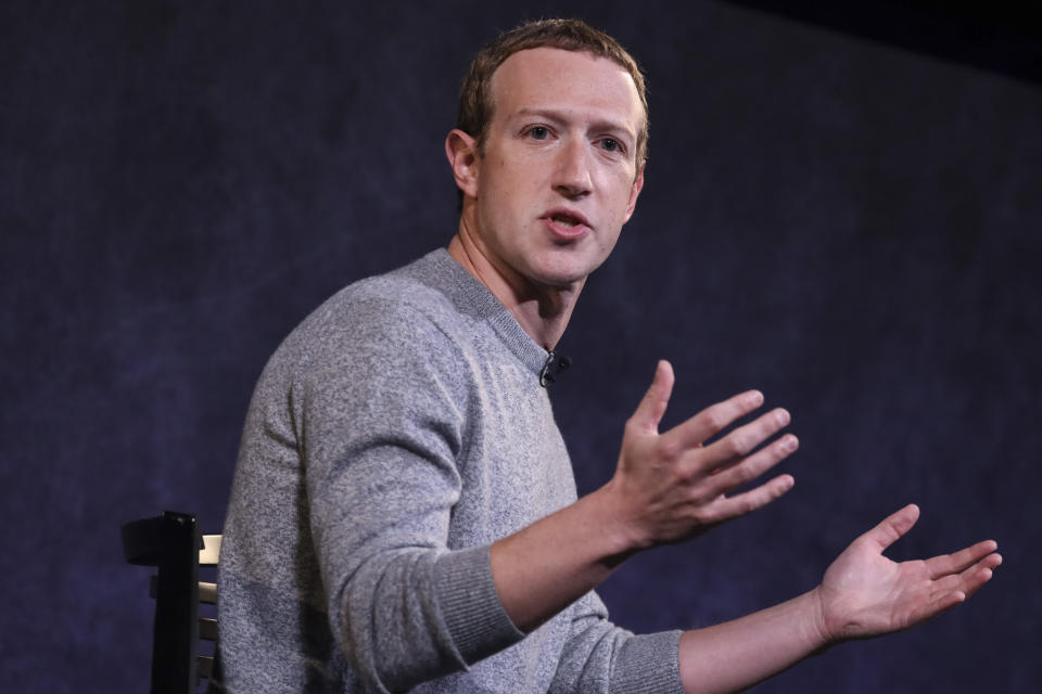 Mark Zuckerberg phủ nhận c&aacute;c c&aacute;o buộc cho rằng Facebook 