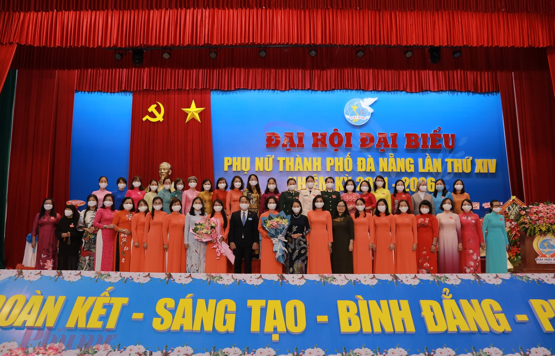 Ban chấp h&agrave;nh kho&aacute; mới ra mắt