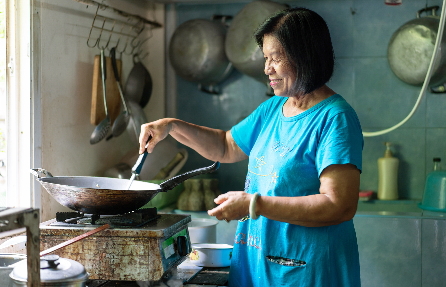 Mẹ chồng t&ocirc;i nấu ăn ngon, qu&aacute;n xuyến hết việc ăn uống nh&agrave; cửa n&ecirc;n t&ocirc;i rất thoải m&aacute;i. Ảnh minh họa