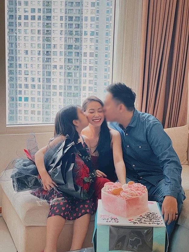 Gi&aacute; m&agrave; t&igrave;nh cảm trong bức h&igrave;nh n&agrave;y l&agrave; thật, th&igrave; bi kịch đ&atilde; kh&ocirc;ng xảy ra. 