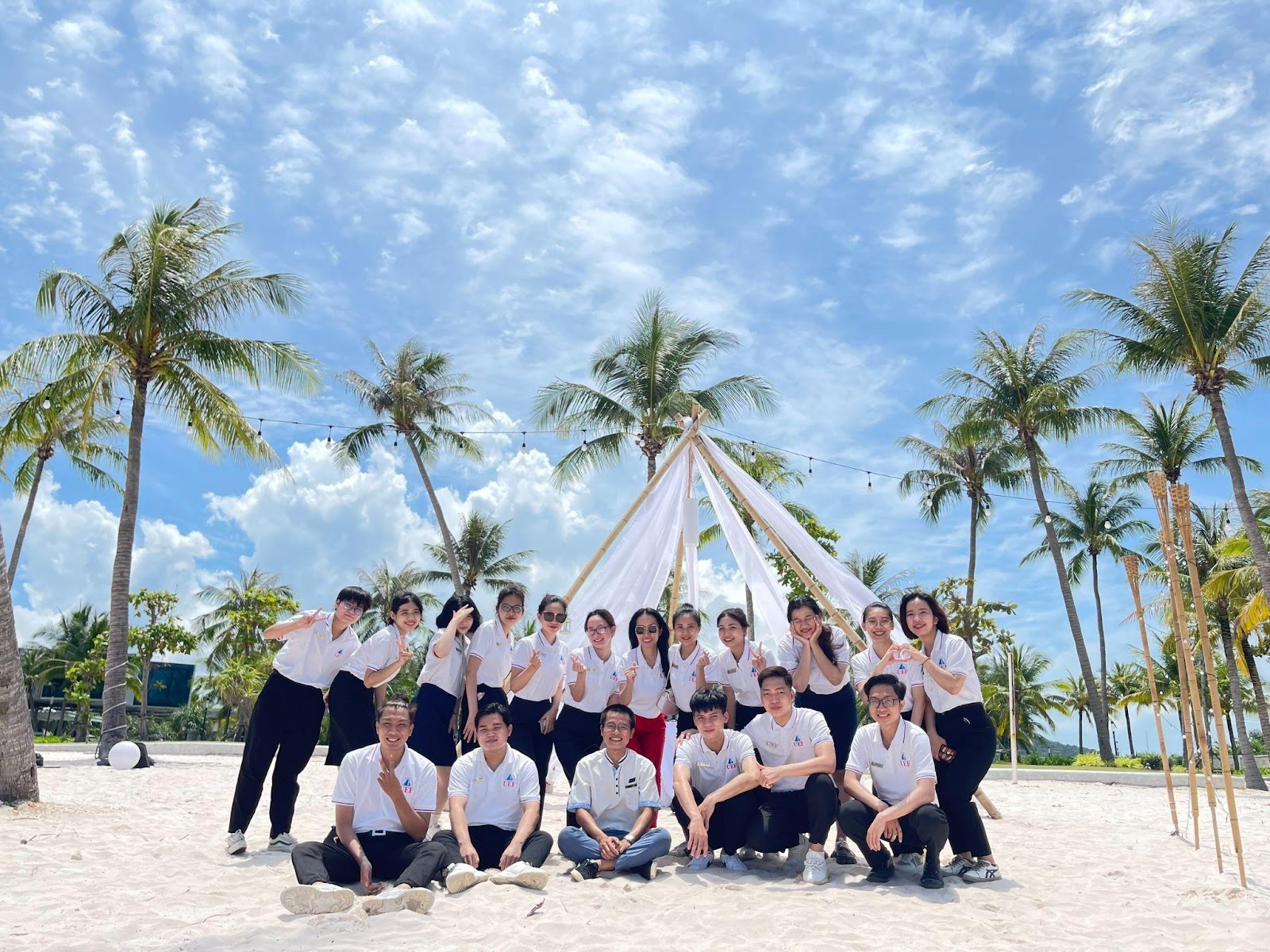 Những chuyến đi d&agrave;y đặc cũng cho thấy sự phục hồi nhanh ch&oacute;ng của lĩnh vực du lịch - Ảnh: UEF