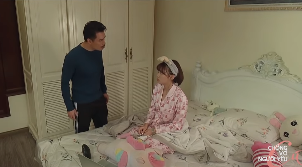 Mai Anh bị bố mắng vì tung chiêu với mẹ kế