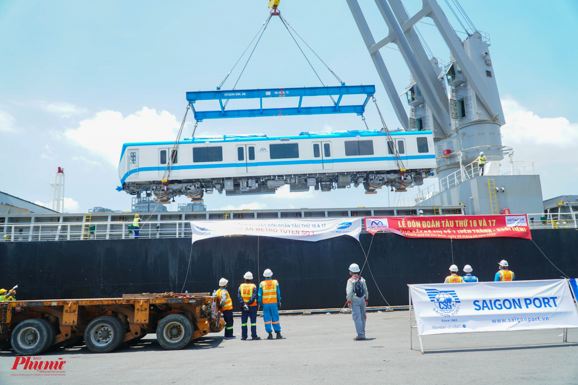 51 đo&agrave;n t&agrave;u đ&atilde; cập bến TPHCM, ch&iacute;nh thức kh&eacute;p lại qu&aacute; tr&igrave;nh vận chuyển c&aacute;c toa t&agrave;u của tuyến Metro số 1 Bến Th&agrave;nh - Suối Ti&ecirc;n.