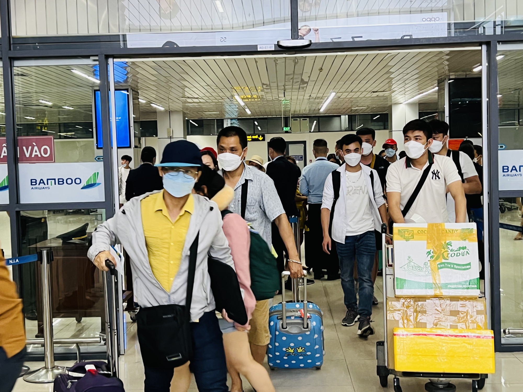 D&ugrave; một số h&agrave;ng bay cho biết sẽ kh&ocirc;ng tăng gi&aacute; v&eacute;, nhưng cũng kh&oacute; mạnh tay khuyến m&atilde;i như trước do ảnh hưởng bởi gi&aacute; nhi&ecirc;n liệu