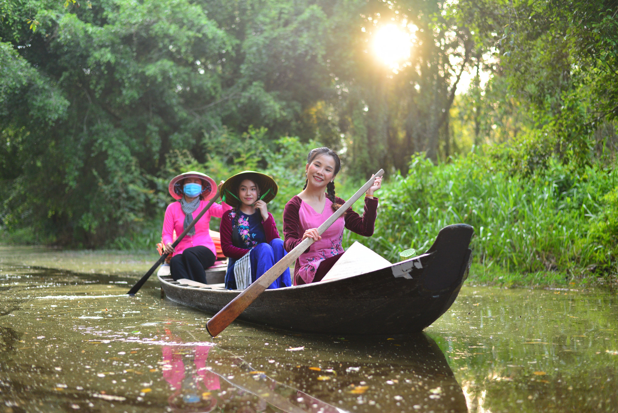 Phần lớn c&aacute;c địa phương miền T&acirc;y Nam bộ mới chỉ tập trung khai th&aacute;c sản phẩm du lịch s&ocirc;ng nước, miệt vườn v&agrave; đờn ca t&agrave;i tử...