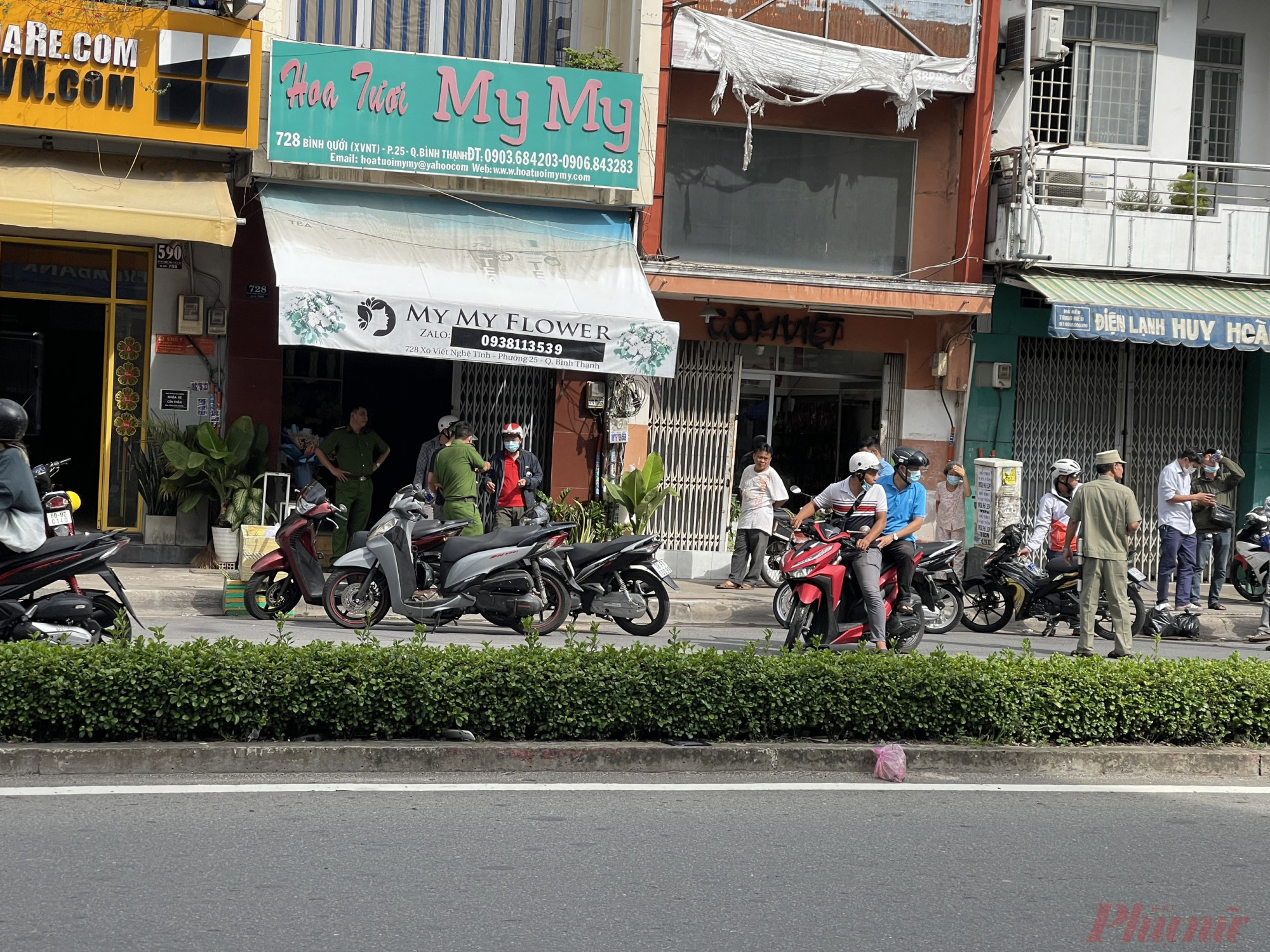 C&ocirc;ng an c&oacute; mặt tại hiện trường.