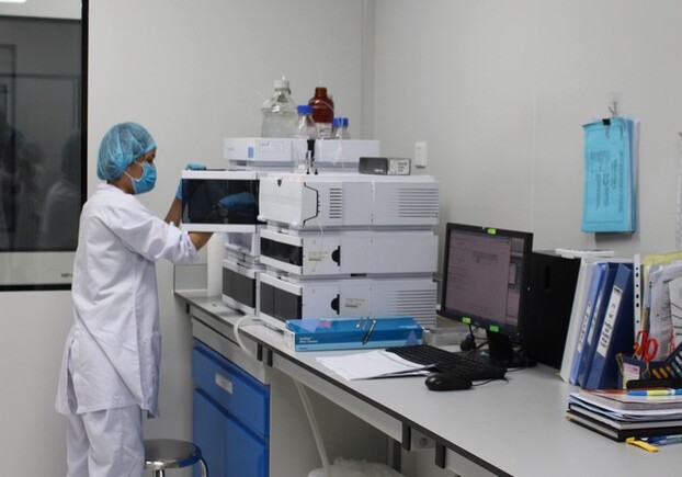 Tiếp tục thanh to&aacute;n BHYT với m&aacute;y đặt, m&aacute;y mượn