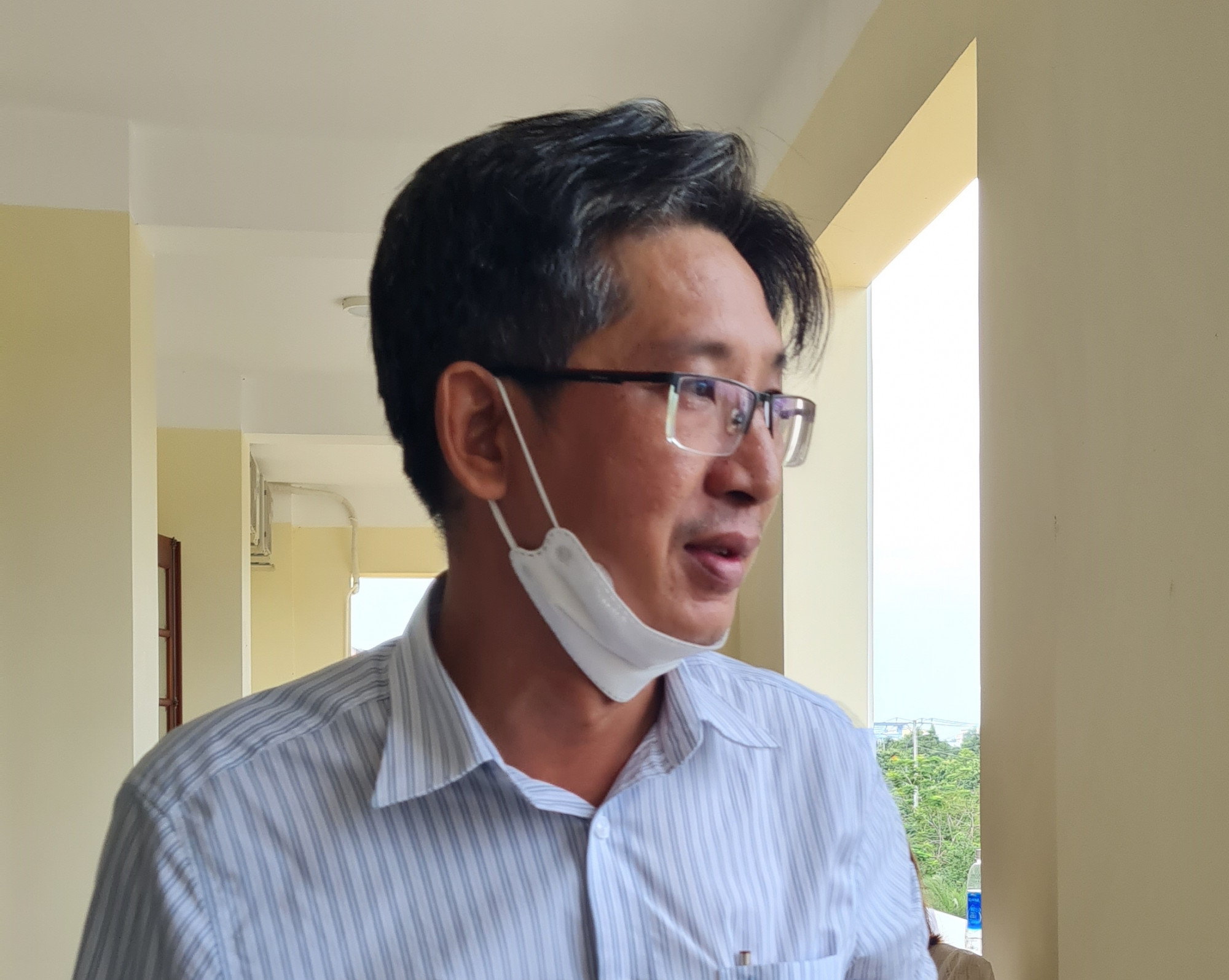 H&agrave;nh vi vi phạm th&igrave; chưa x&aacute;c định r&otilde; n&ecirc;n việc ra quyết định xử phạt l&agrave; chưa đ&uacute;ng, đề nghị t&ograve;a tuy&ecirc;n hủy quyết định xử phạt vi phạm h&agrave;nh ch&iacute;nh.