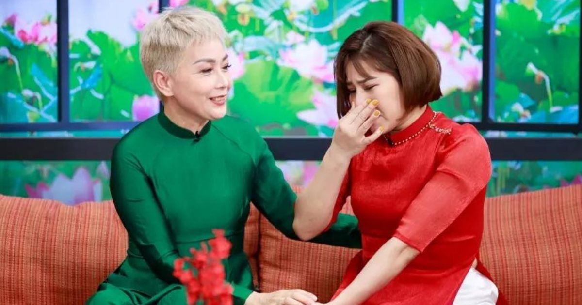 C&ocirc; Hạnh lu&ocirc;n ra sức bảo vệ con d&acirc;u khiến c&ocirc; con d&acirc;u v&ocirc; c&ugrave;ng cảm k&iacute;ch. Ảnh: internet