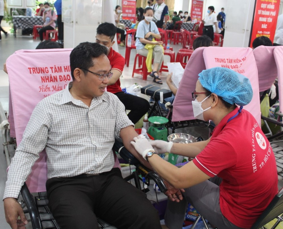 Ph&oacute; Chủ tịch Ủy ban MTTQ Việt Nam TPHCM Phạm Minh Tuấn cũng 