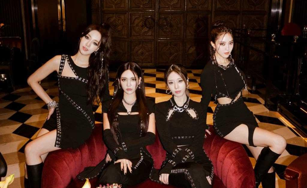 T-ara nhận được sự ủng hộ lớn từ người h&acirc;m mộ khi t&aacute;i hợp.