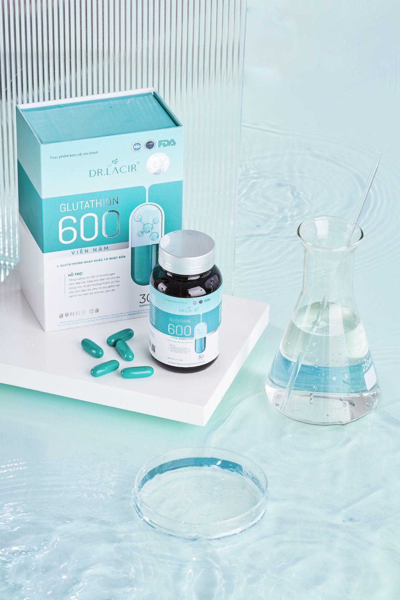 Mỗi sản phẩm đều được Dr.Lacir Cosmetics đầu tư kỹ lưỡng cả về chất lượng lẫn h&igrave;nh thức. Số GPQC: 577/2022/XNQC-ATTP