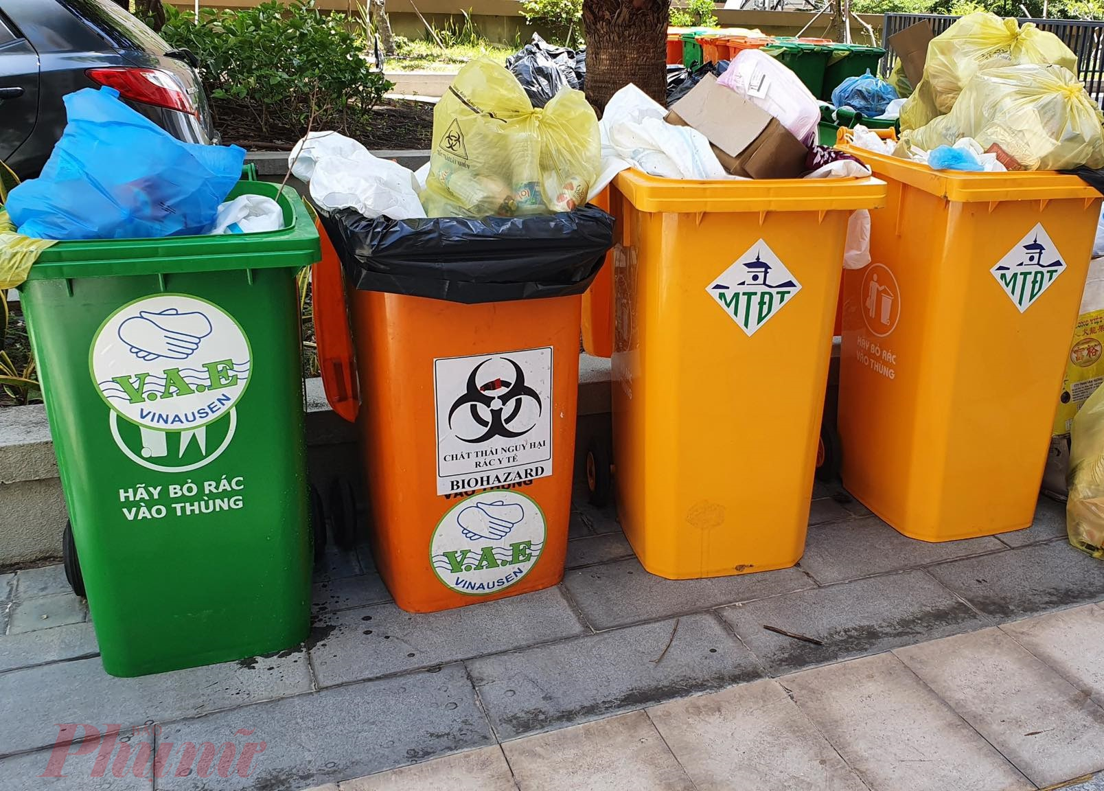 Theo Sở T&agrave;i nguy&ecirc;n v&agrave; M&ocirc;i trường, cần c&oacute; hướng dẫn th&ecirc;m trường hợp người d&acirc;n đ&atilde; chấp nhận chi trả gi&aacute; dịch vụ thu gom, vận chuyển v&agrave; xử l&yacute; đối với tất cả c&aacute;c loại chất thải rắn ph&aacute;t sinh hằng ng&agrave;y th&igrave; c&oacute; bị xử phạt về h&agrave;nh vi kh&ocirc;ng ph&acirc;n loại r&aacute;c hay kh&ocirc;ng.