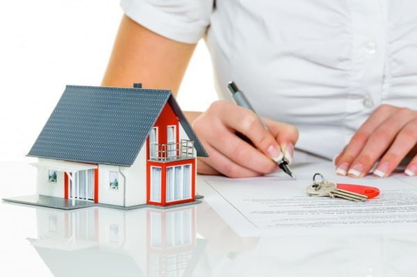 Gia đ&igrave;nh Sang nghi ngờ Ho&agrave;i đang giăng bẫy anh h&ograve;ng nhắm đến t&agrave;i sản (Ảnh minh họa)