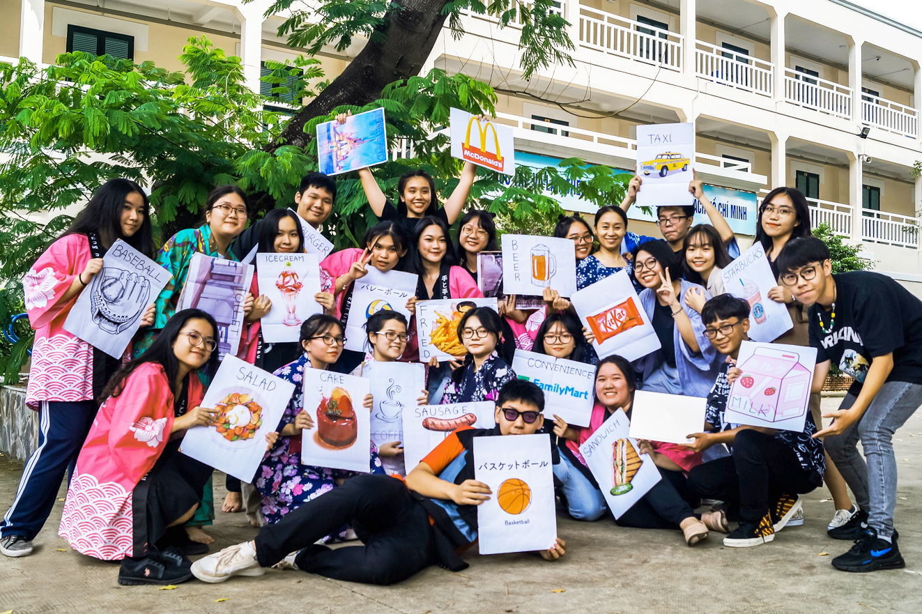 Một hoạt động trải nghiệm, ngoài giờ lên lớp của học sinh Trường THPT Lê Quý Đôn (Q.3) - ẢNH: P.T.