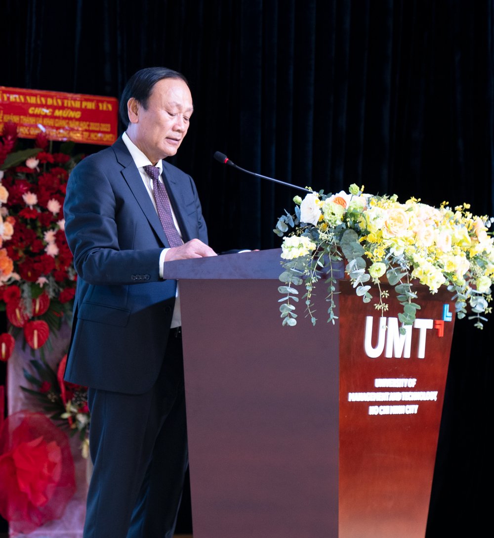 TS Huỳnh B&aacute; L&acirc;n - Chủ tịch Hội đồng trường, Hiệu trưởng UMT