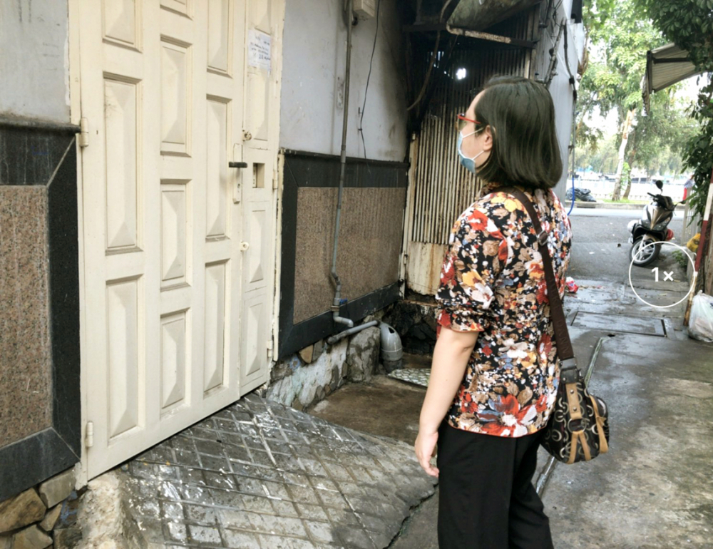 &ldquo;Anh ơi! Chị ơi!&hellip; Mở cửa cho em v&agrave;o thăm con&rdquo; - chị N.H. khản giọng gọi nhưng nh&agrave; chồng kh&ocirc;ng ai ra mở cửa, gọi điện thoại kh&ocirc;ng bắt m&aacute;y