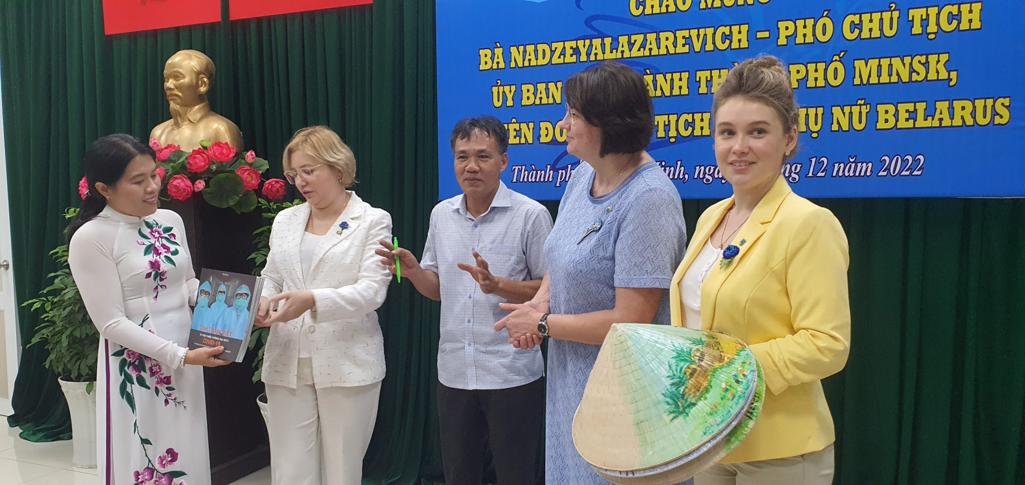 Hội LHPN TPHCM tiếp đo&agrave;n Belarus , th&agrave;nh phố Minsk