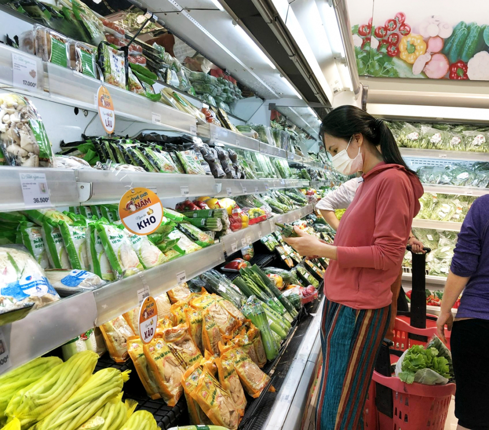 Vấn đề cử tri TPHCM lo lắng về nguồn h&agrave;ng, gi&aacute; cả dịp tết được nhiều đại biểu đưa v&agrave;o nội dung chất vấn trong phi&ecirc;n họp HĐND TPHCM ng&agrave;y 8/12 - ẢNH: HOA L&Agrave;I