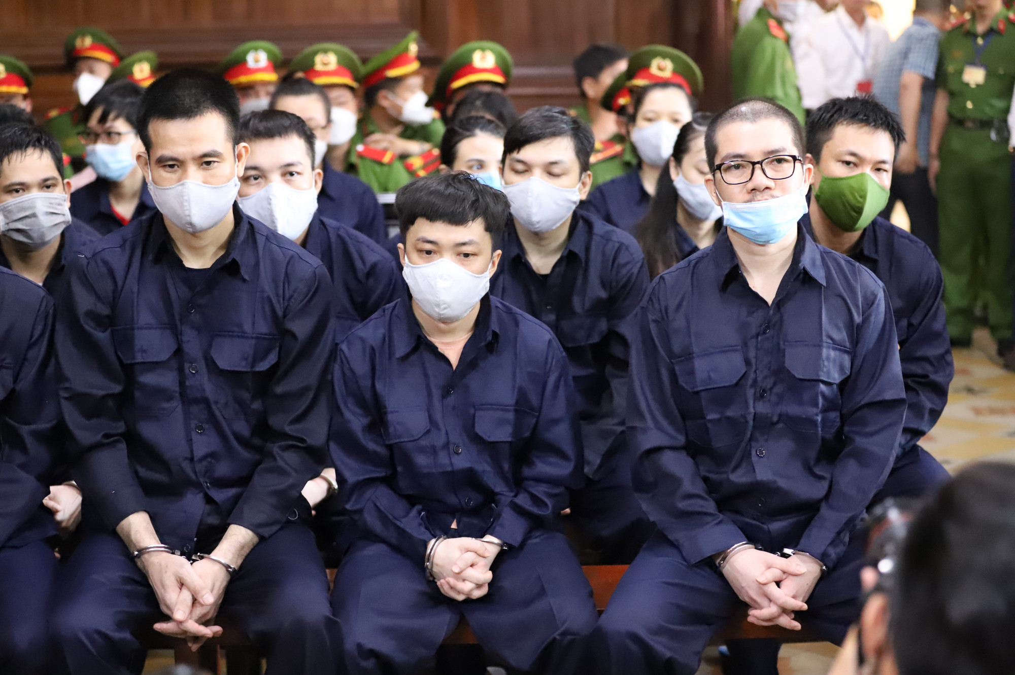 C&aacute;c bị c&aacute;o li&ecirc;n quan tại phi&ecirc;n to&agrave;