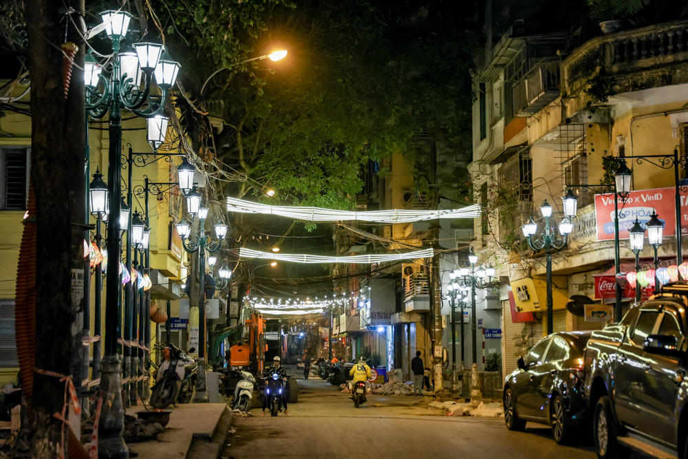 Quận Ba Đ&igrave;nh kỳ vọng tuyến phố đi bộ kết hợp ẩm thực n&agrave;y sẽ khai th&aacute;c hơn nữa lợi thế về vị tr&iacute; địa l&yacute;, tạo kh&ocirc;ng gian vui chơi, thư gi&atilde;n cho người d&acirc;n, th&uacute;c đẩy c&aacute;c hoạt động kinh doanh dịch vụ ẩm thực sẵn c&oacute; đạt hiệu quả hơn, tăng doanh thu về thu ng&acirc;n s&aacute;ch tr&ecirc;n địa b&agrave;n, n&acirc;ng cao thu nhập v&agrave; đời sống của người d&acirc;n.