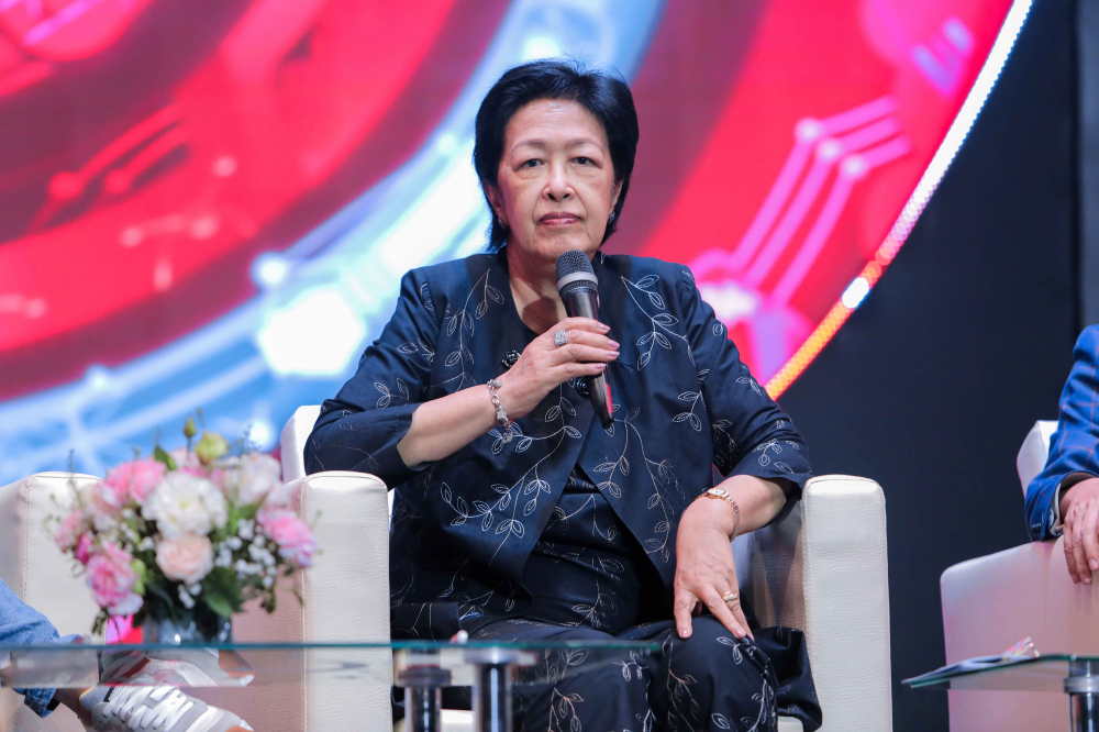 B&agrave; T&ocirc;n Nữ Thị Ninh
