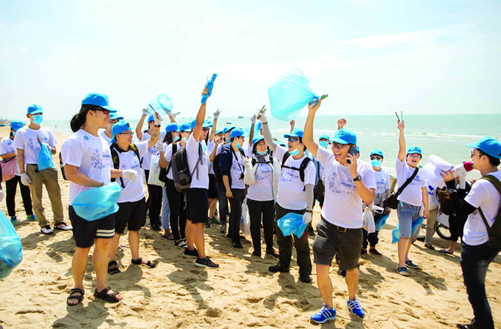 Chiến dịch Shore Up Day - L&agrave;m sạch biển Việt Nam c&ugrave;ng Dell Việt Nam