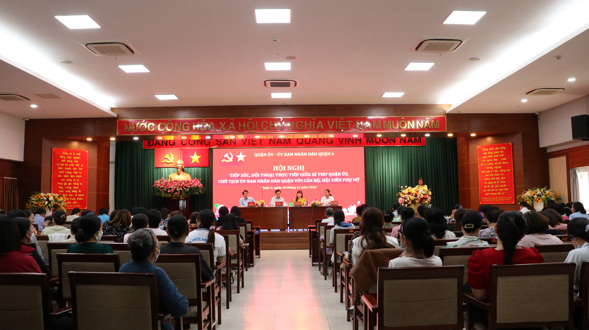 Hội nghị đ&atilde; nhận được nhiều &yacute; kiến, đề nghị của c&aacute;n bộ, hội vi&ecirc;n phụ nữ 