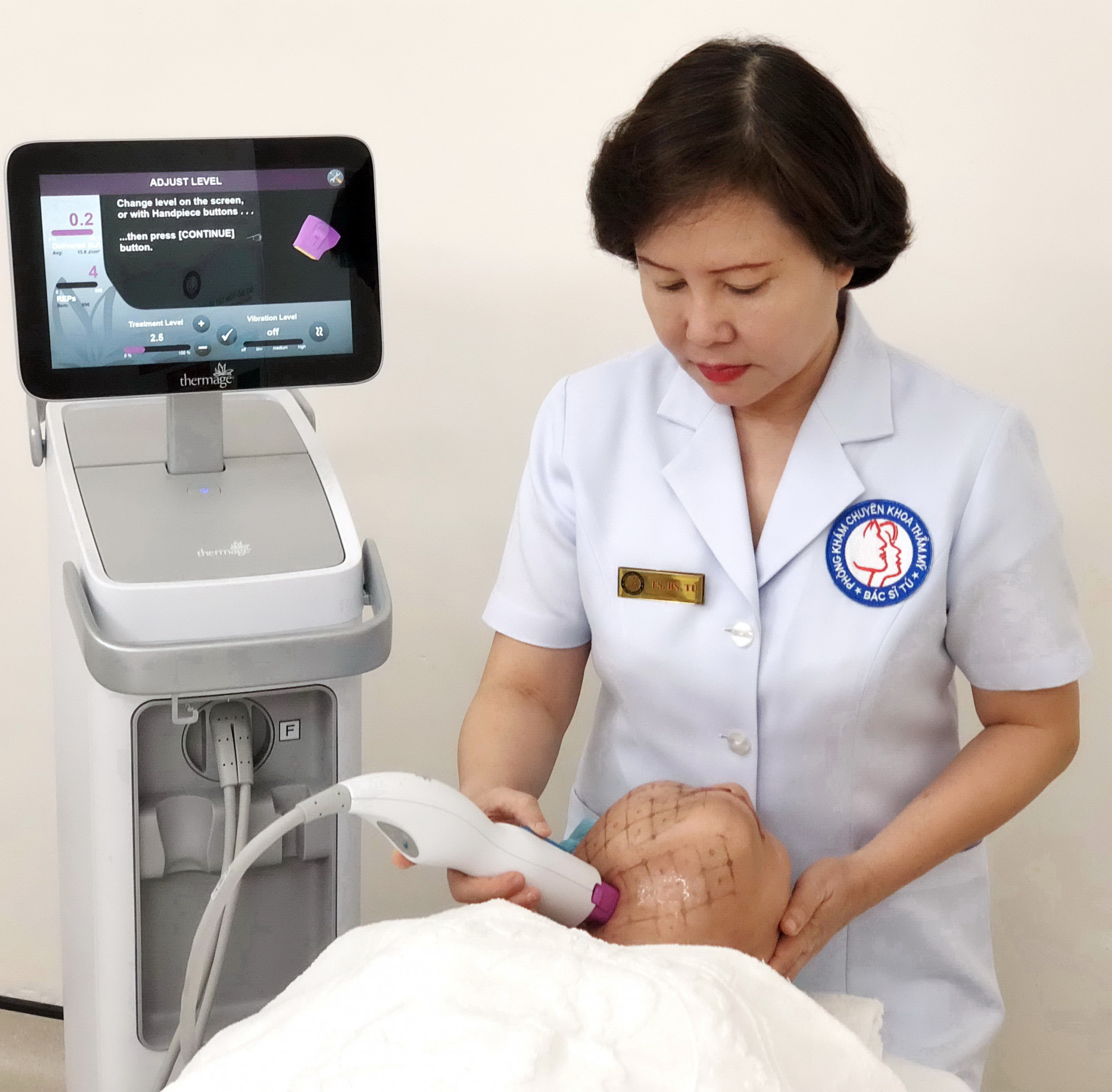 Săn da mặt cổ bằng Thermage FLX