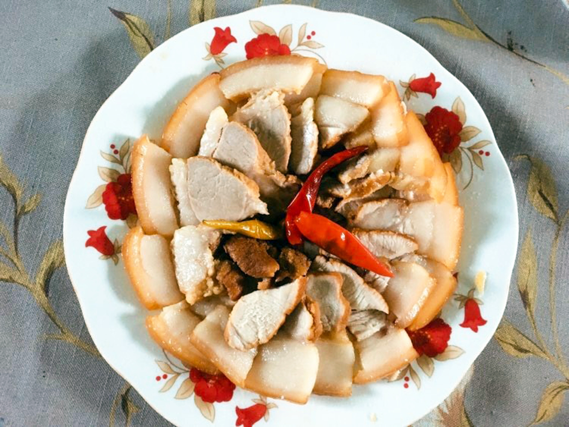 Tết đến, t&ocirc;i lại l&agrave;m m&oacute;n thịt thưng v&igrave; nhớ b&agrave; 