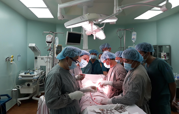  Bệnh viện k&iacute;ch hoạt quy tr&igrave;nh b&aacute;o động đỏ, phối hợp li&ecirc;n chuy&ecirc;n khoa để cứu người bệnh - Ảnh minh họa