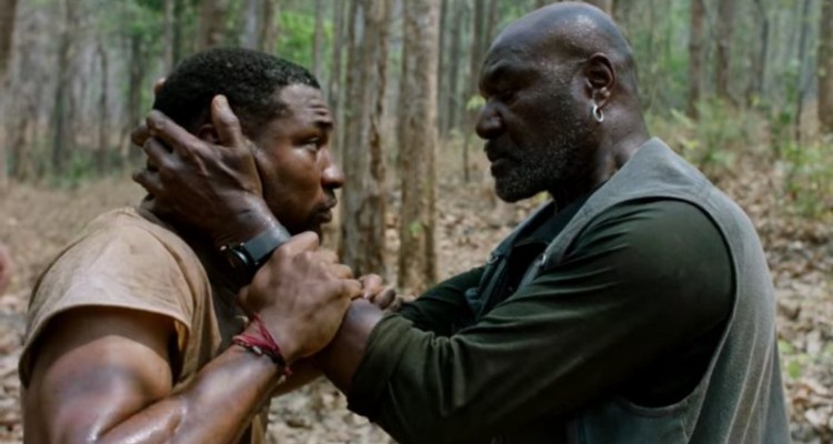Jonathan Majors (tr&aacute;i) trong phim Da 5 Bloods