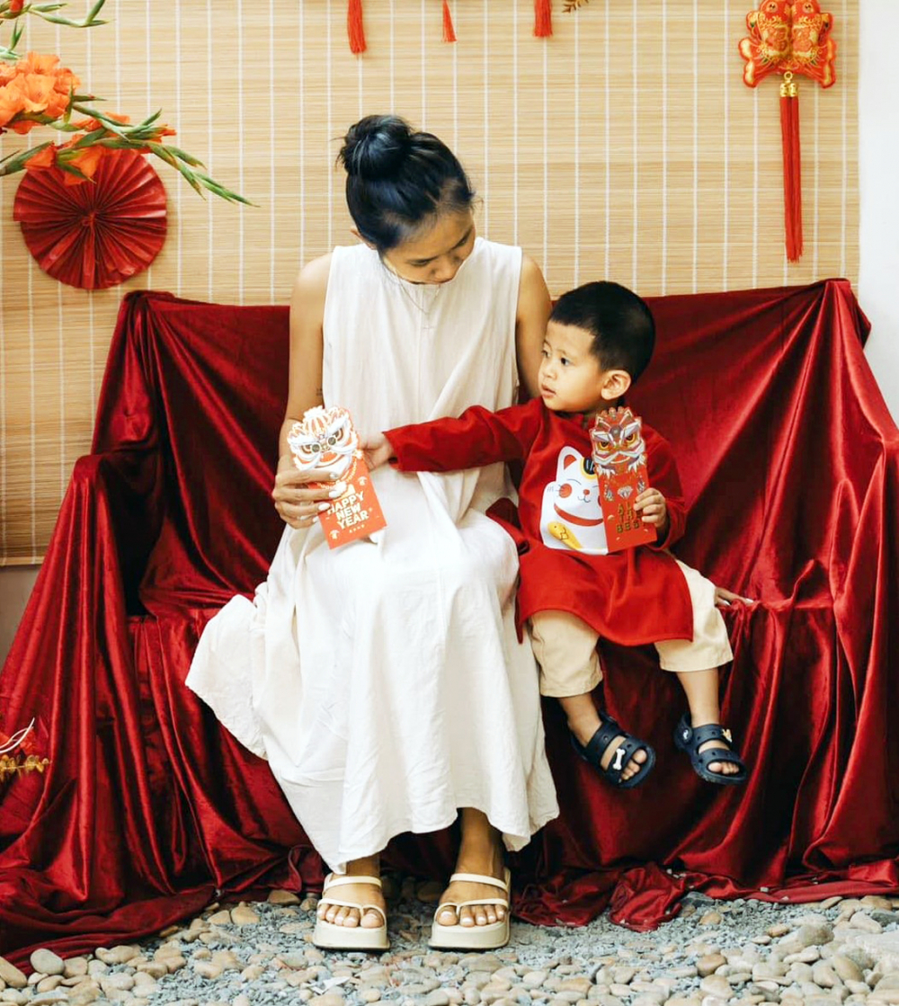 Mẹ con cu Sửu