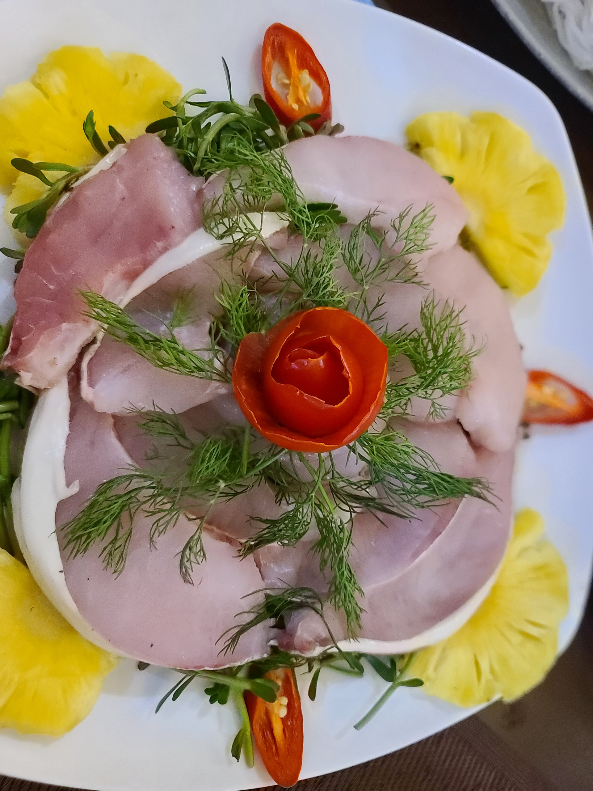 C&aacute;ch trang tr&iacute; c&aacute;c m&oacute;n ăn đơn giản nhưng rất cuốn h&uacute;t