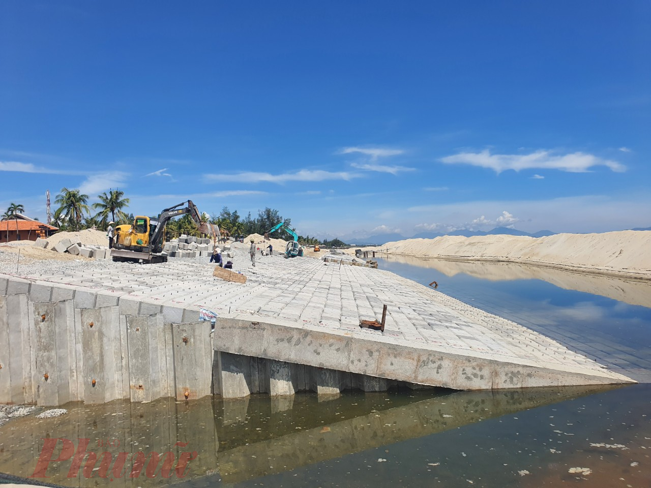 Mục ti&ecirc;u của dự &aacute;n l&agrave; chống x&oacute;i lở, bảo vệ bền vững bờ biển Hội An, đ&aacute;p ứng nhu cầu cấp thiết về ổn định chỗ ở v&agrave; ph&aacute;t triển kinh tế của 1.300 hộ d&acirc;n. Tuyến k&egrave; cũng bảo vệ đất đai, nh&agrave; cửa, cơ sở hạ tầng về du lịch, nghỉ dưỡng của phường Cửa Đại v&agrave; khu vực l&acirc;n cận.