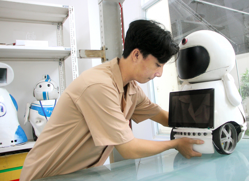 Hiện nay, nhiều trường đại học đang ứng dụng AI v&agrave;o hoạt động dạy v&agrave; học - ẢNH: NGUYỄN LOAN