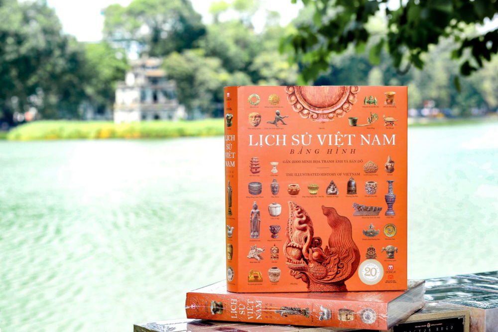 T&aacute;c phẩm Lịch sử Việt Nam bằng h&igrave;nh - Nguồn ảnh: Đ&ocirc;ng A Books