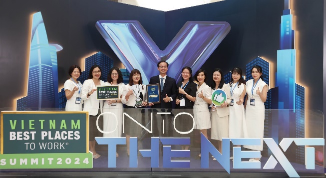 Imexpharm được vinh danh l&agrave; một trong những c&ocirc;ng ty c&oacute; m&ocirc;i trường l&agrave;m việc tốt nhất Việt Nam năm 2024 -Ảnh: Imexpharm
