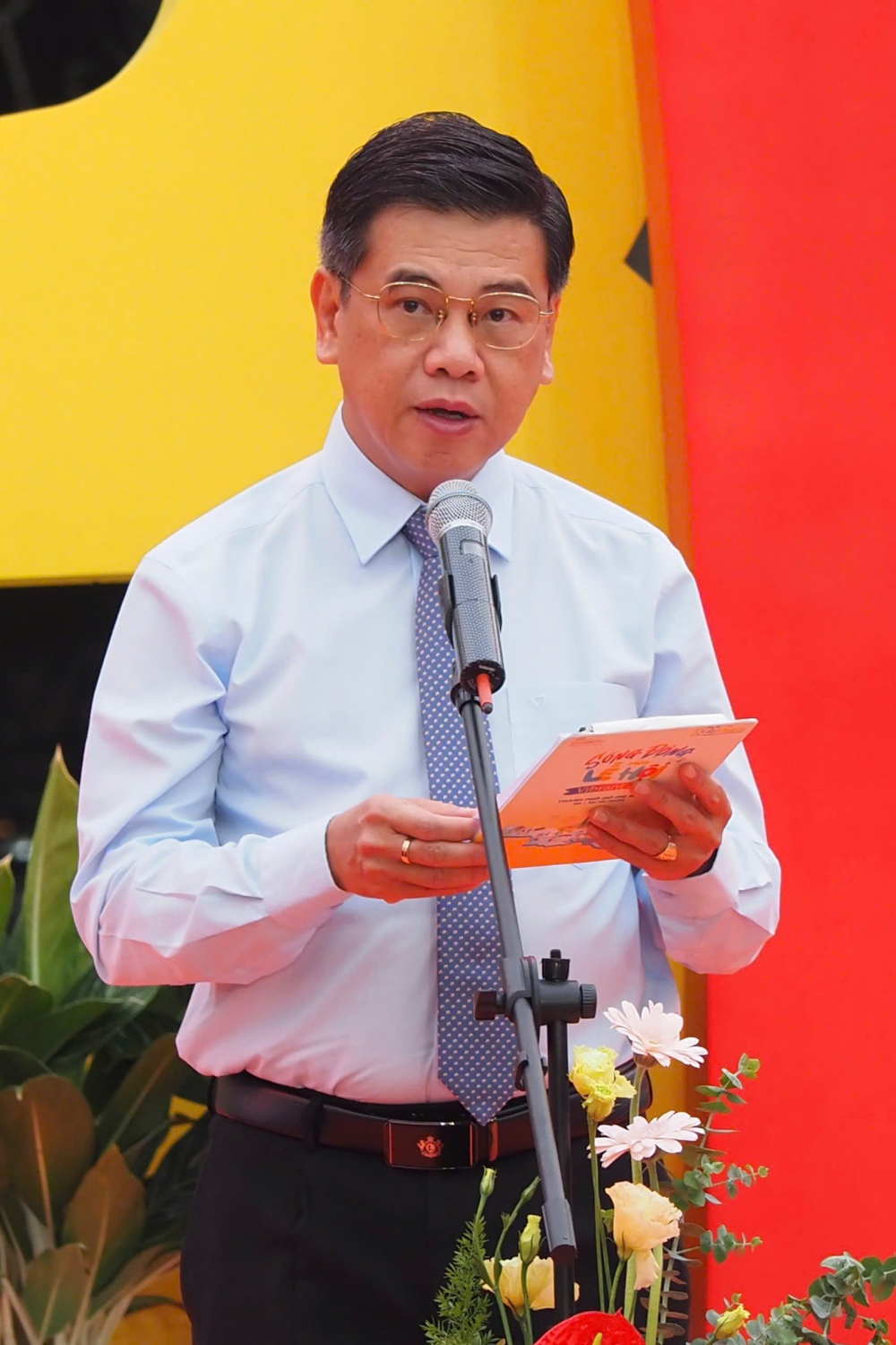 &Ocirc;ng Nguyễn Văn Dũng - Ph&oacute; chủ tịch UBND TPHCM ph&aacute;t biểu tại buổi lễ ph&aacute;t động Tuần lễ Du lịch TPHCM năm 2024.