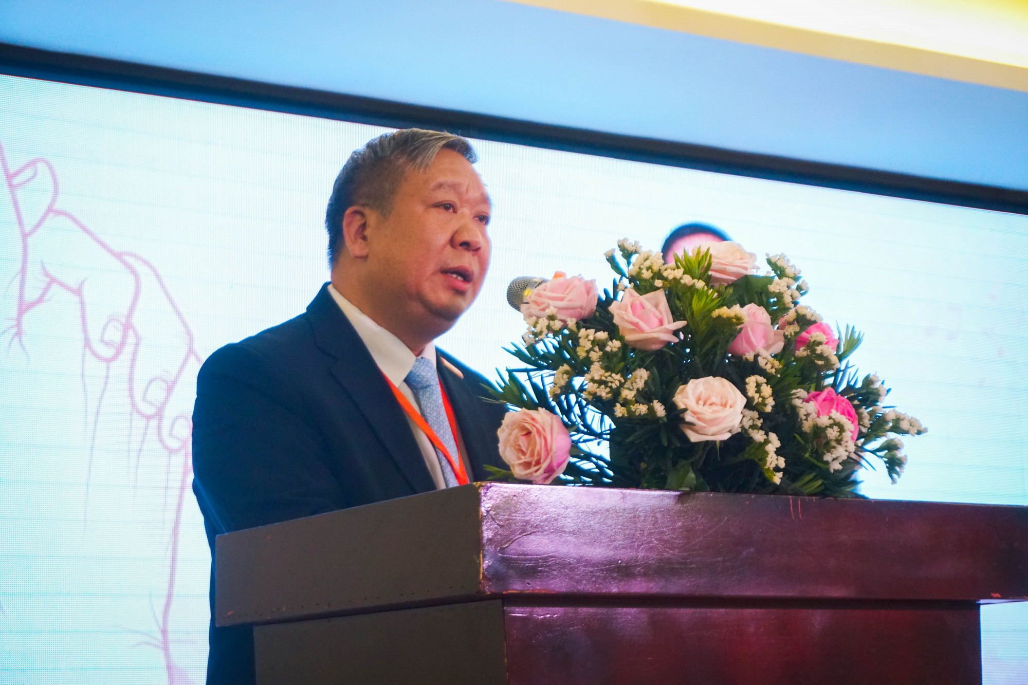 &Ocirc;ng Nguyễn Văn Nam - Trưởng BTC - ph&aacute;t biểu tại buổi lễ - Ảnh: T.Hương