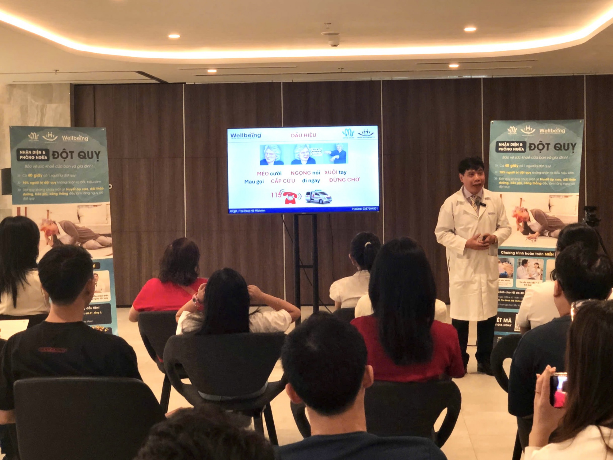 Thạc sĩ, b&aacute;c sĩ Trần Ngọc Thanh chia sẻ tại workshop - Ảnh: Safe and Sound