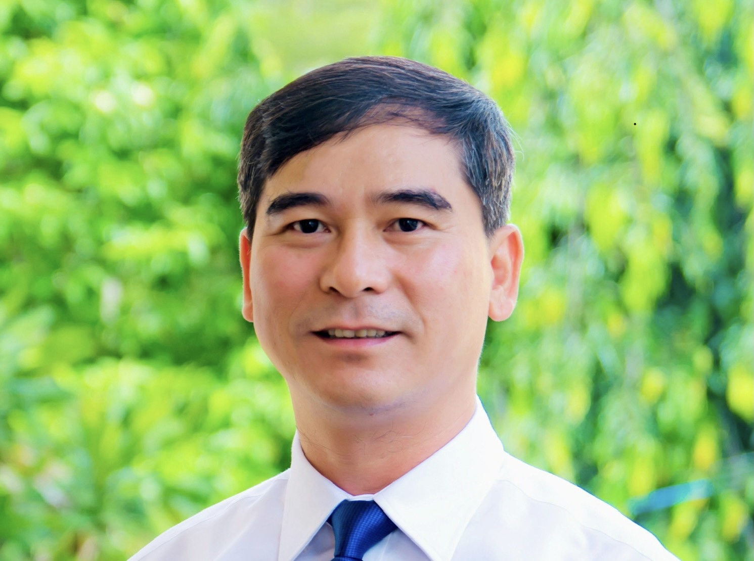 &Ocirc;ng Dương Văn An th&ocirc;i l&agrave;m nhiệm vụ đại biểu Quốc hội - ảnh: Quochoi.vn