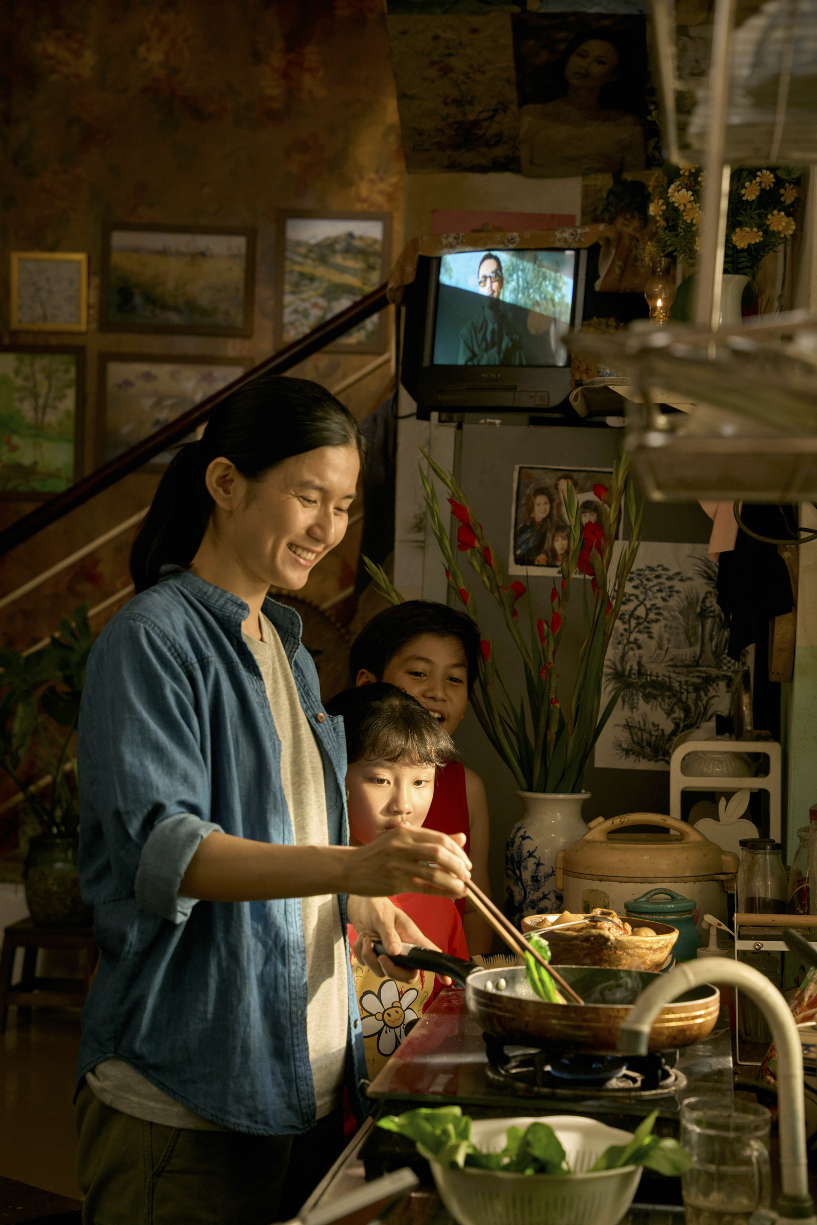 Đen mượn h&igrave;nh ảnh, hương vị m&oacute;n ăn để n&oacute;i l&ecirc;n c&acirc;u chuyện gia đ&igrave;nh trong sản phẩm &acirc;m nhạc d&agrave;nh cho m&ugrave;a tết n&agrave;y